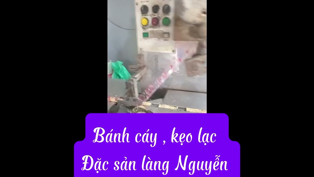 Bánh cáy , kẹo lạc đặc sản làng Nguyễn 