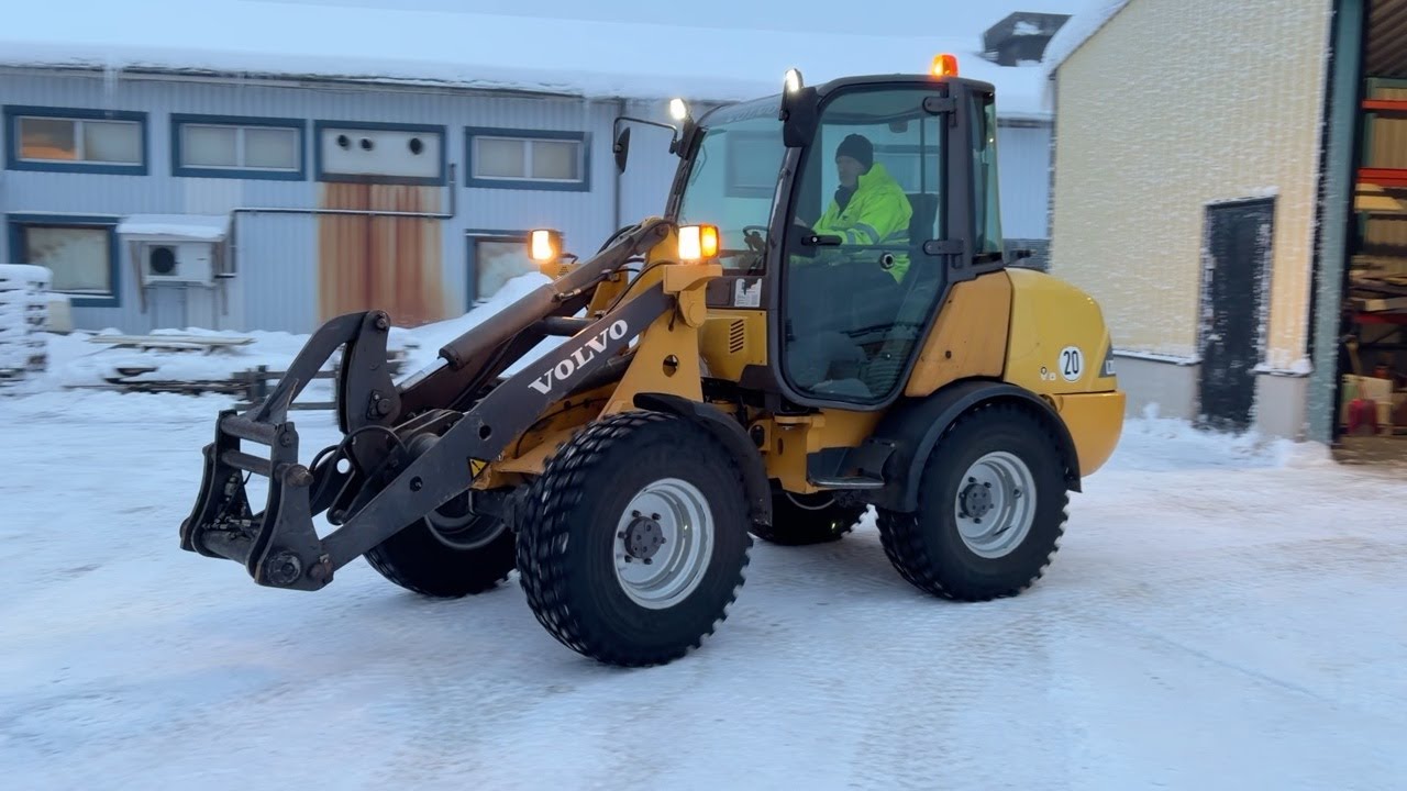 K&ouml;p Hjullastare Volvo L20B-P p&aring; Klaravik
