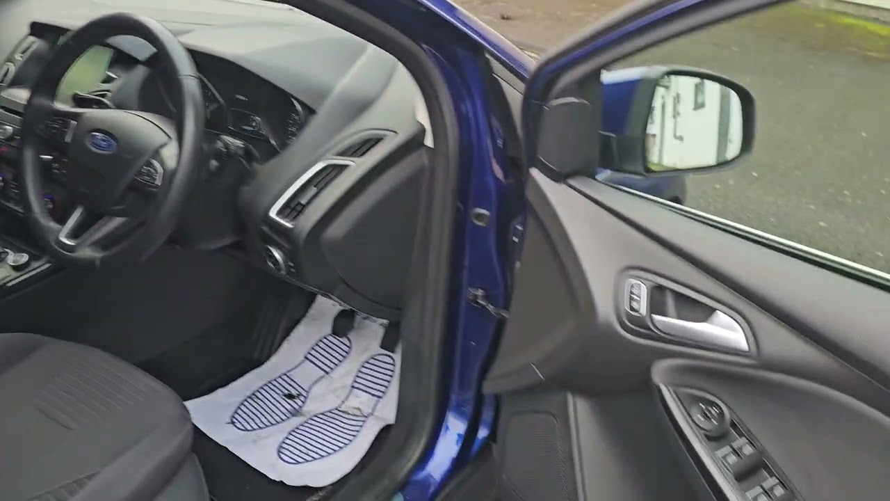 FORD FOCUS 1.0 Titanium 5dr