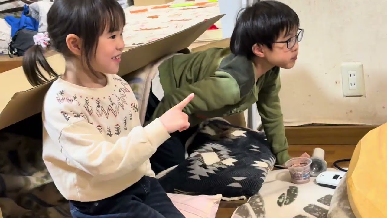 ダンボールハウス