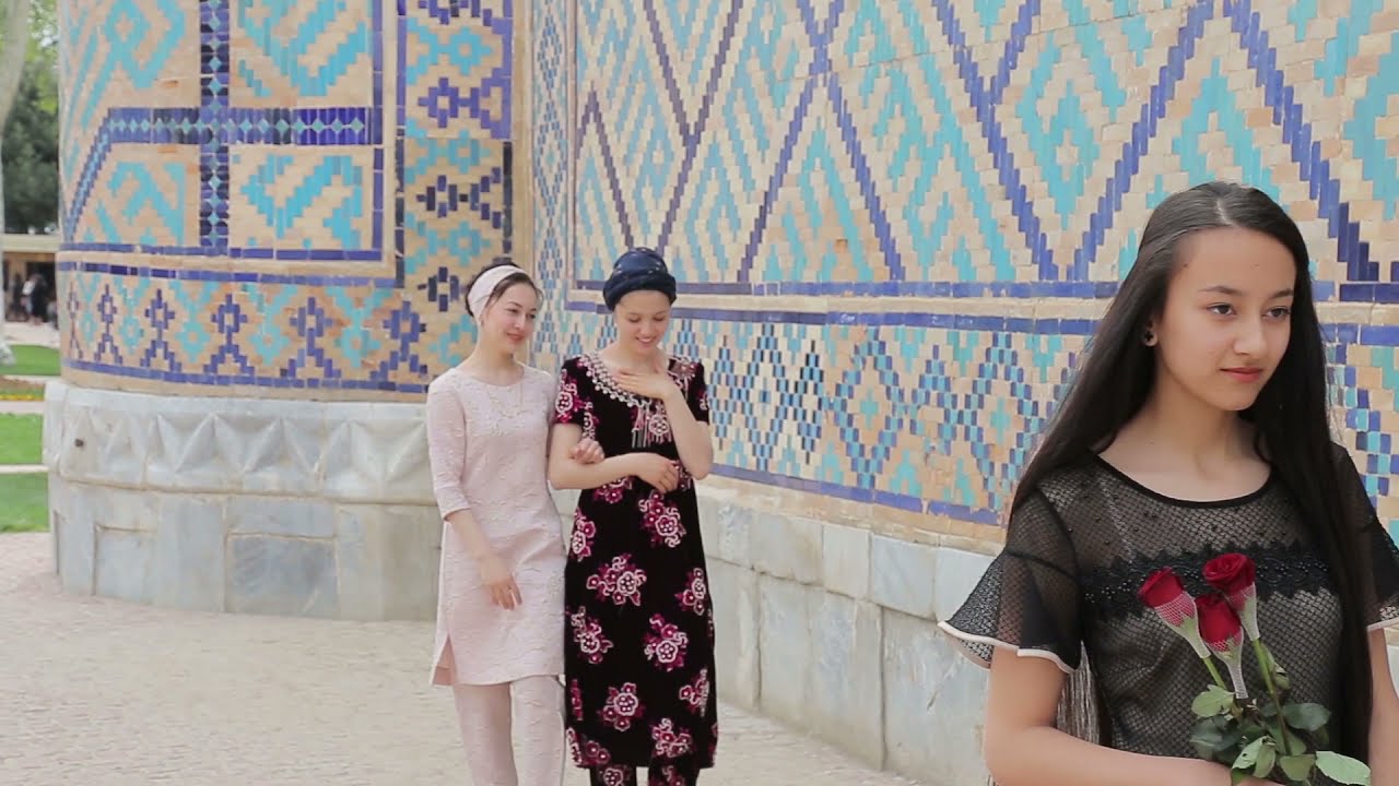Nous sommes des enfants du monde - École 43 de Samarkand