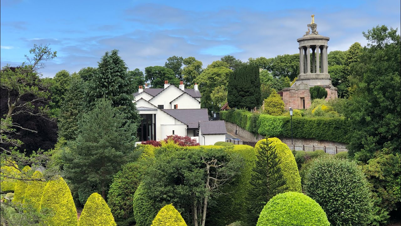 Robert Burns cottage, The Brig o doon and the village of Alloway where he was born