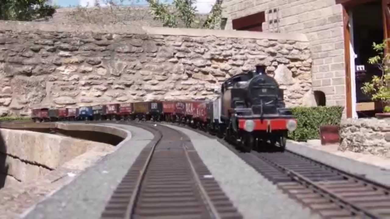 Curbridge Wells 'O' Gauge Garden Railway