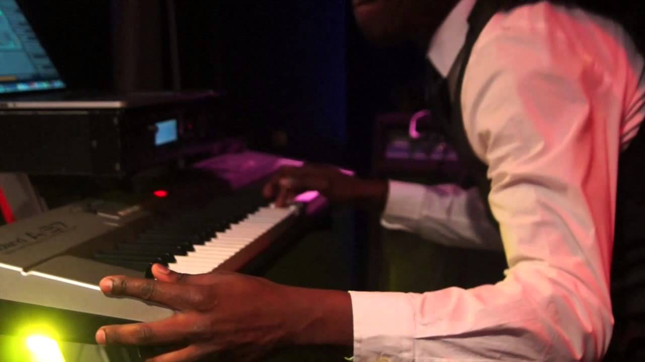 Harmonik Montreal Ou se (live)