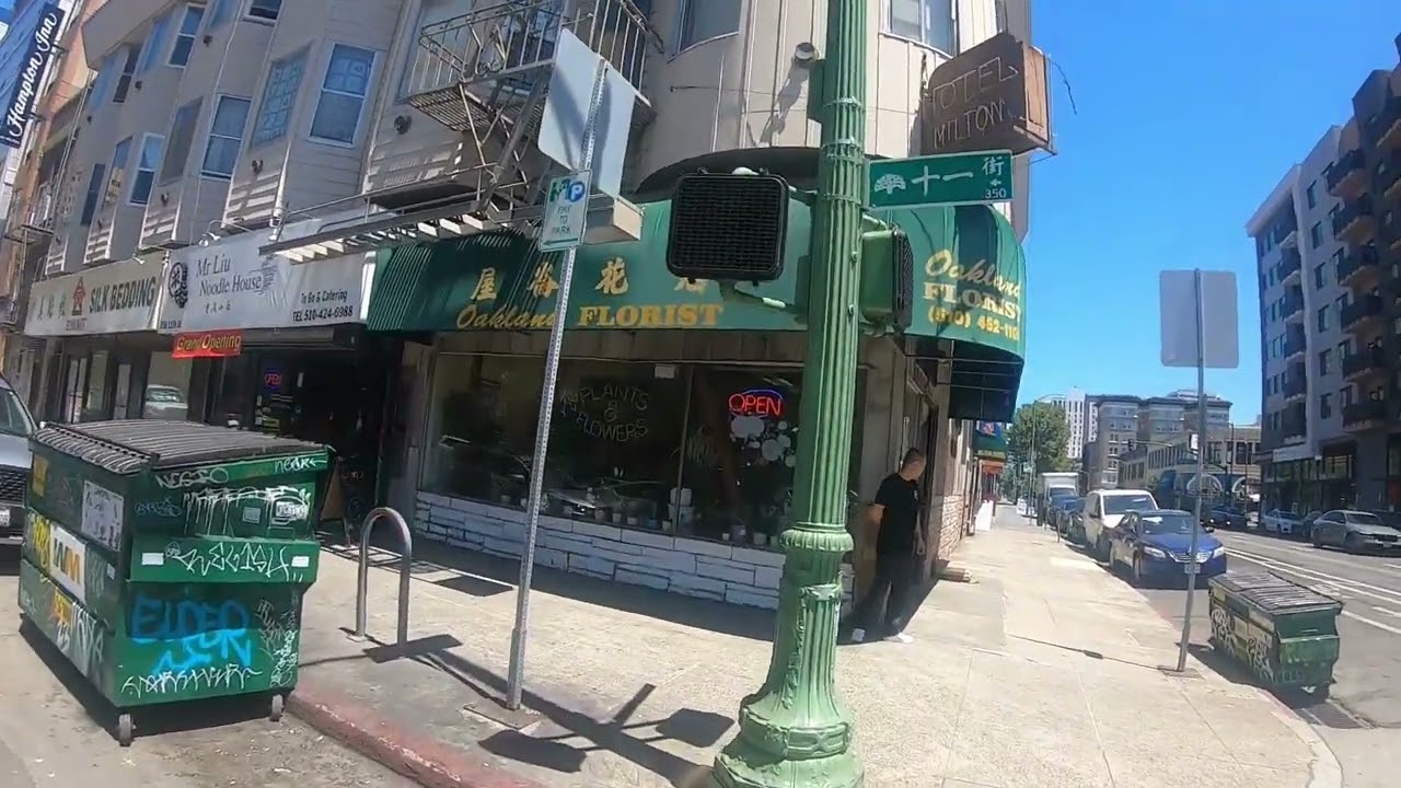 Walking To Mr Liu Noodle House Chinatown