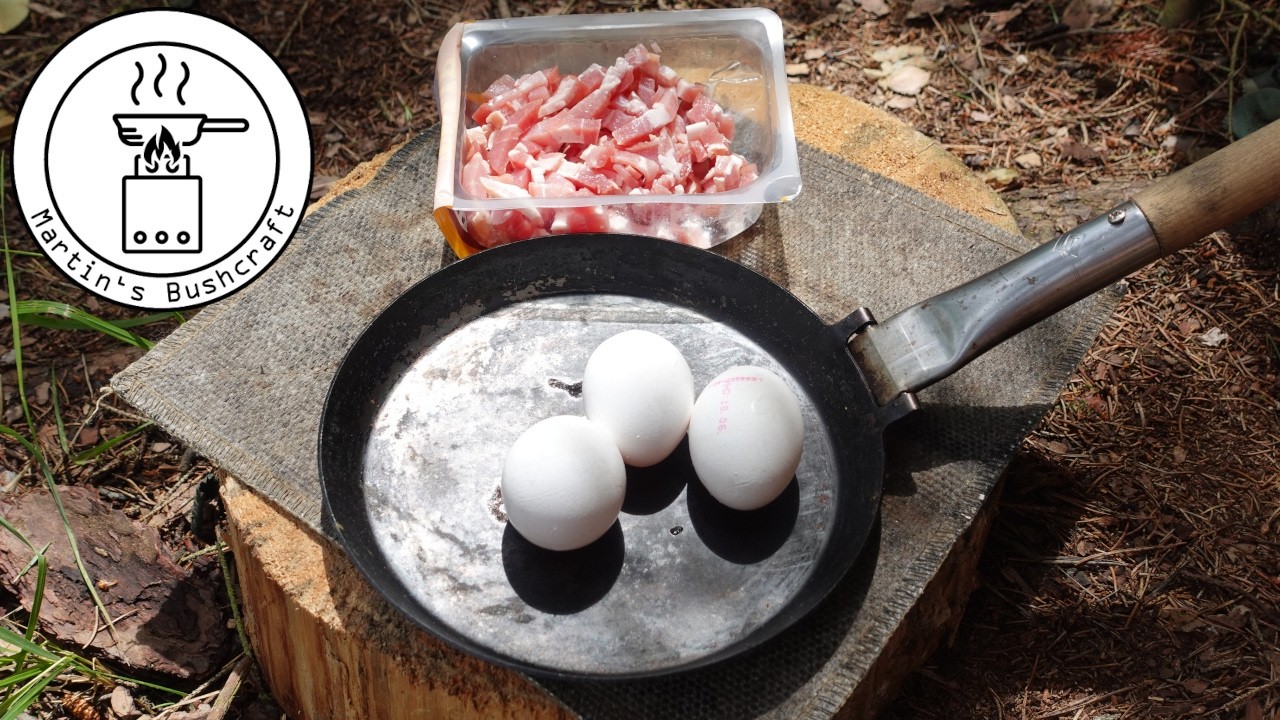 Frühstück lecker Rührei mit Speck im Wald | Martin´s Bushcraft