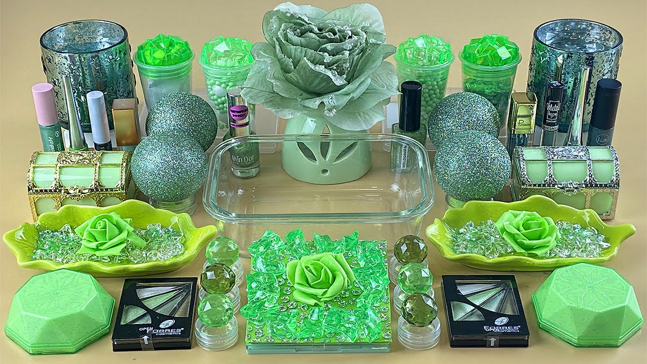 ICE GREEN SLIME | Mixing makeup and glitter into Clear Slime | Satisfying Slime Videos 1080p