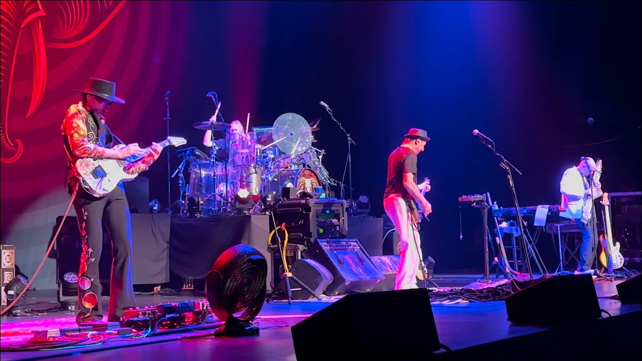 BEAT (King Crimson) - Frame by Frame • 2024-12-08 • Kings Theatre, Brooklyn, NY • 4K