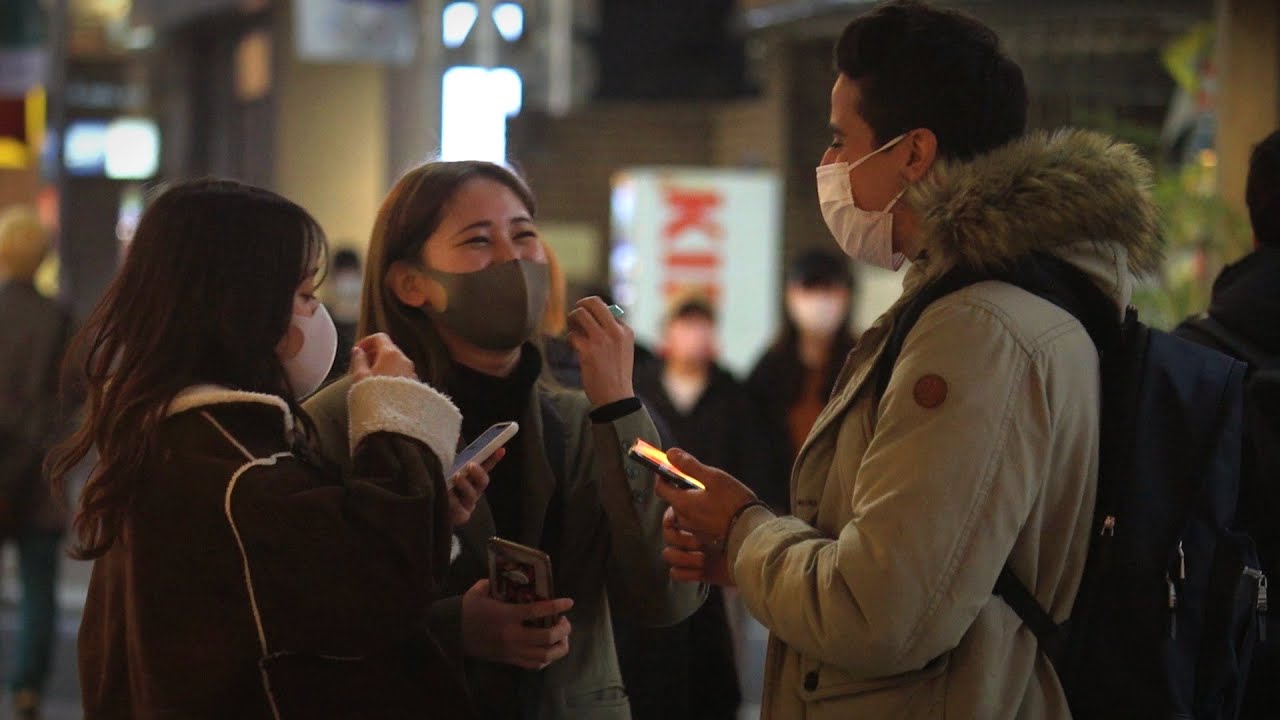 Piéger des Japonais dans la rue (ça ne se passe pas comme prévu...) - Prank Japon