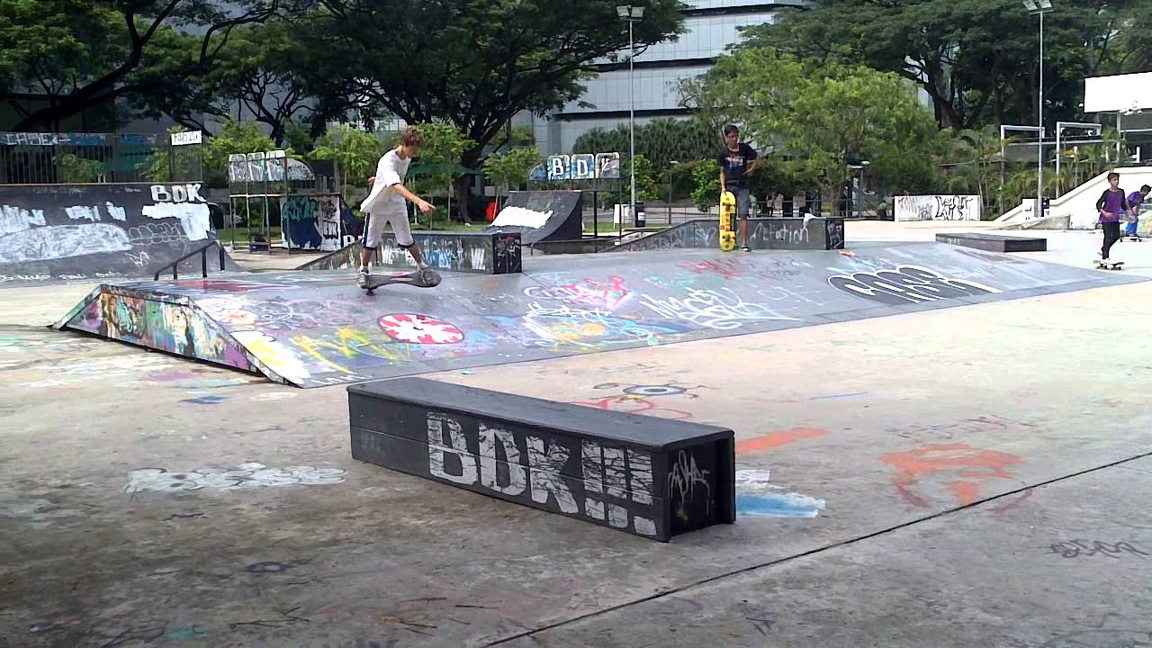 Campione di skateboard a due ruote