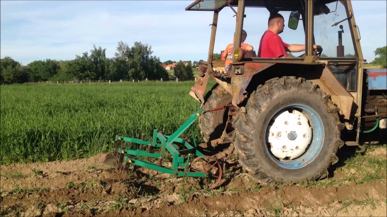Zetor 4011 první proorávka brámbor 2016
