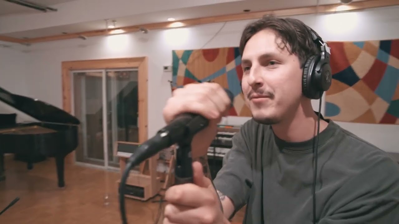 Movements - Banquet (Live at Studio 4)