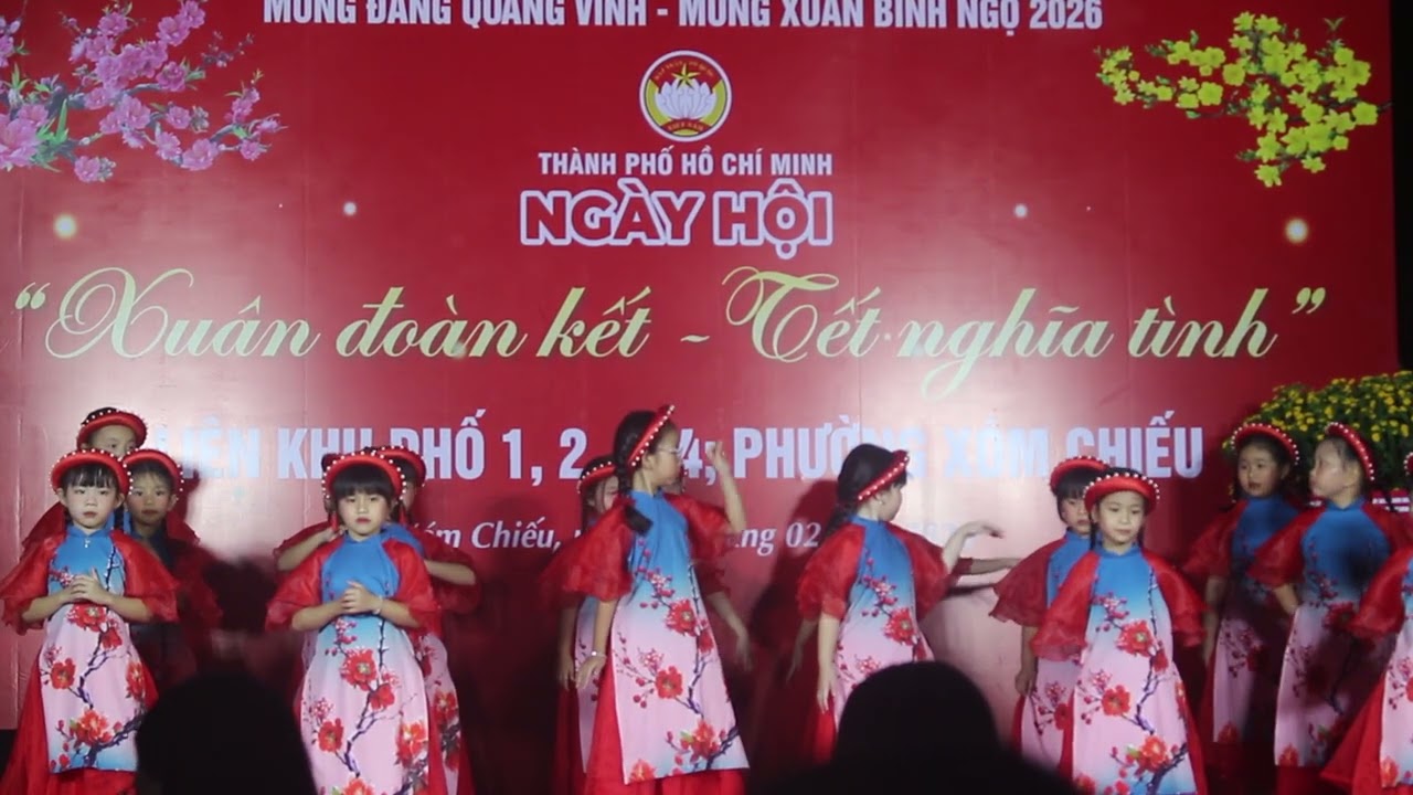 CÁI TẾT GIÀU PHƯỜNG XÓM CHIẾU