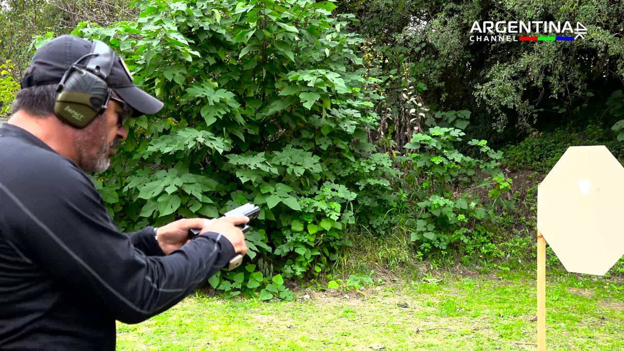 10 Tips de tiro con Jorge Baigorria Presentación del arma hacia el blanco 4K