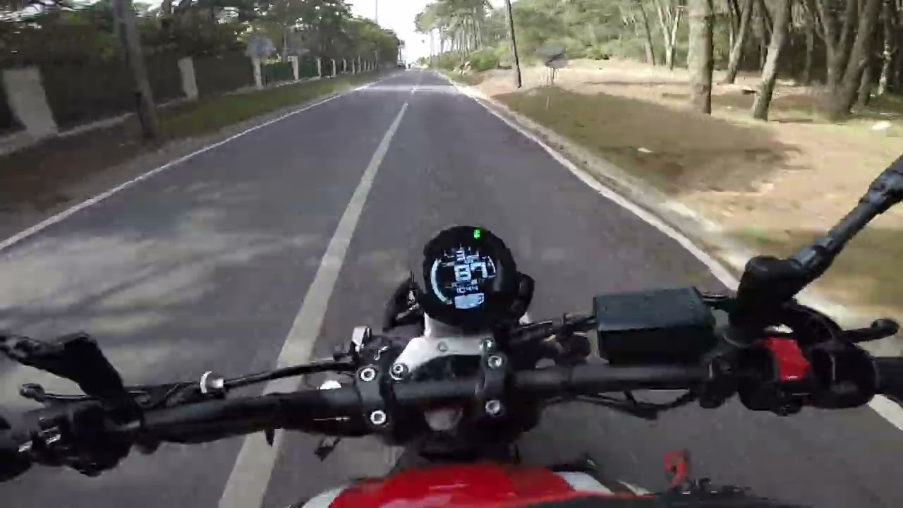 Yamaha XSR 900 2020 vs Yamaha YZF-R6 2019 vs Suzuki GSXR 1000 K5 - Portugal