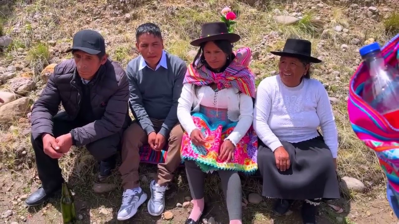 cómo llevan la novia bailando cantando huancavelica 2025