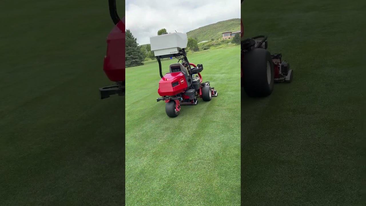 Посмотрите на новую автономную газонокосилку Toro для игры на поле для гольфа в действии!