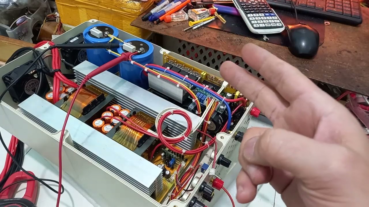 1 bộ nguồn chịu không nổi rồi, chưa max đã 220A mà đợt có bạn kêu làm máy 3 bộ nguồn này.