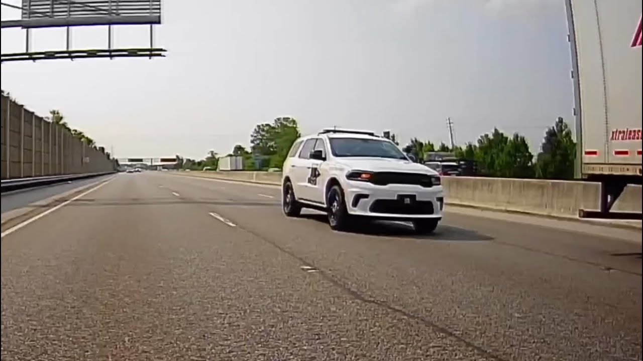 Uniden radar detector R4 same state trooper follows me then leaves