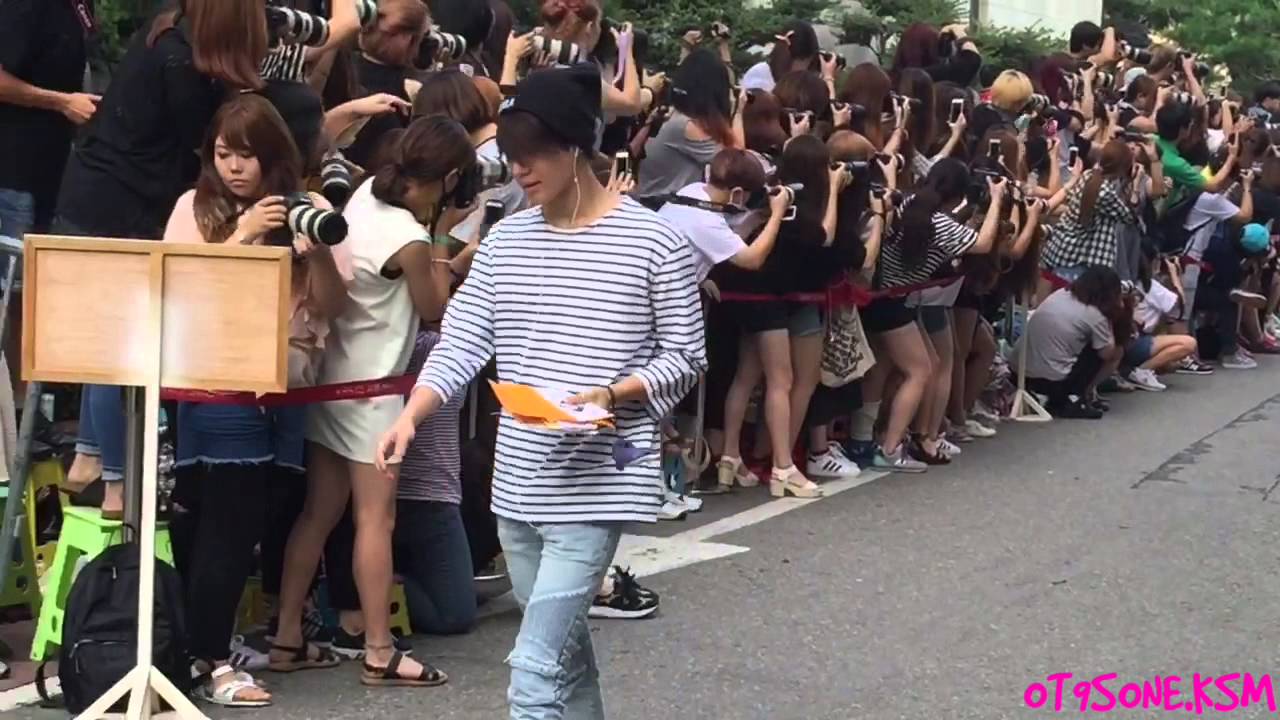 [HD Fancam] 150814 SHINee Flights to Music Bank 샤이니 뮤직뱅크 출근 직캠