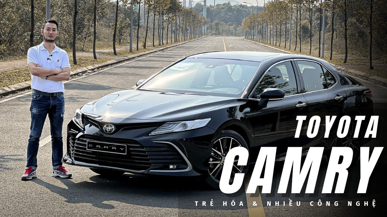 Đ&aacute;nh gi&aacute; Toyota Camry 2022: Kh&ocirc;ng c&ograve;n l&agrave; xe... NG&Agrave;NH! |XEHAY.VN|