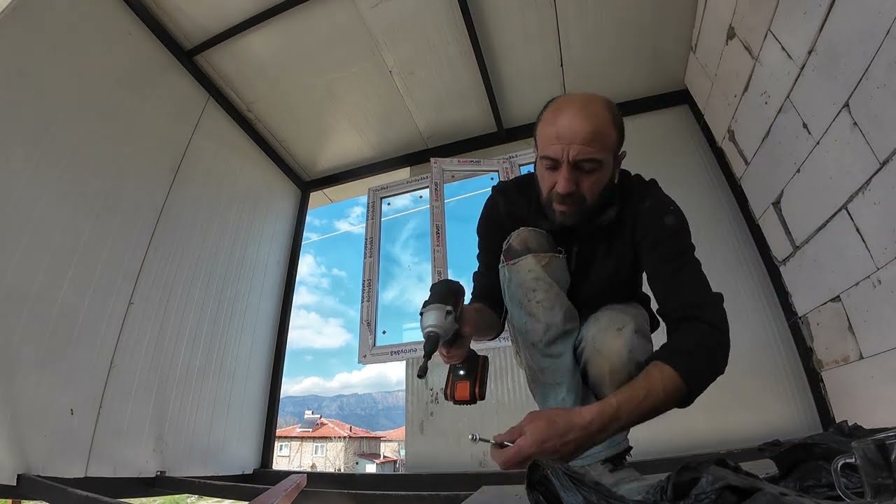 Kendime Ev Yapıyorum 13. Bölüm |Pencereleri Taktım | 26