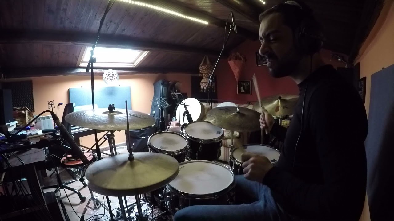 Luca Trentacoste Drum Cover - Footprints