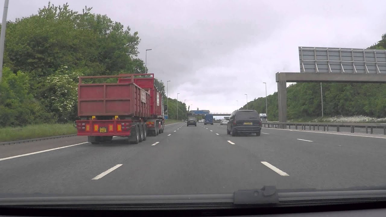 UK Motorways - M6 north J29 to J32 Preston