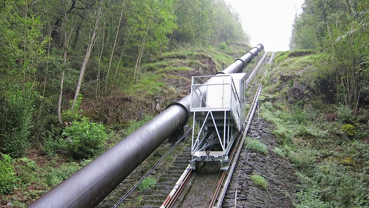 Standseilbahn 6674.01 Someo Giumaglio 2014 - Wagen fährt ab