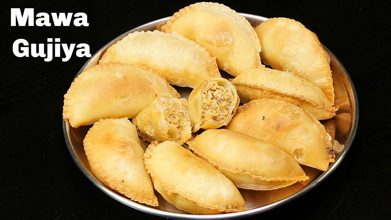 मावा गुजिया बनाने का आसान तरीका | Mawa Gujiya Recipe | Karanji Recipe | Gujiya | Kabitaskitchen