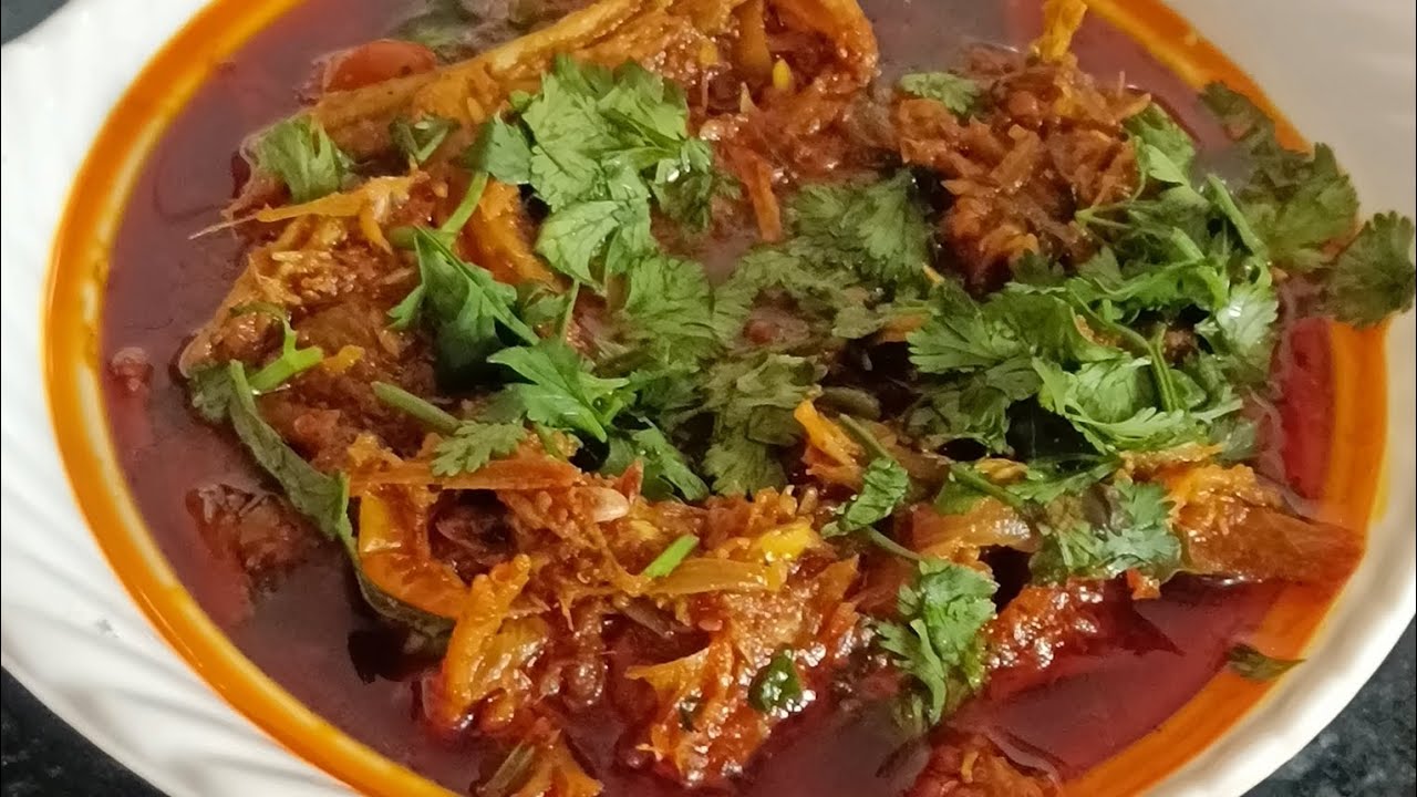 Desi Style Sukhi Machhi Recipe | Traditional Dry Fish Curry