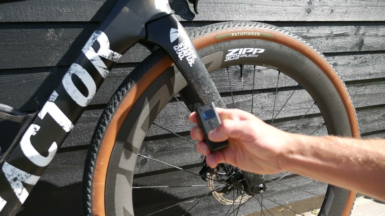S&aring;dan virker Cycplus AS2 Ultra Elektisk Minipumpe