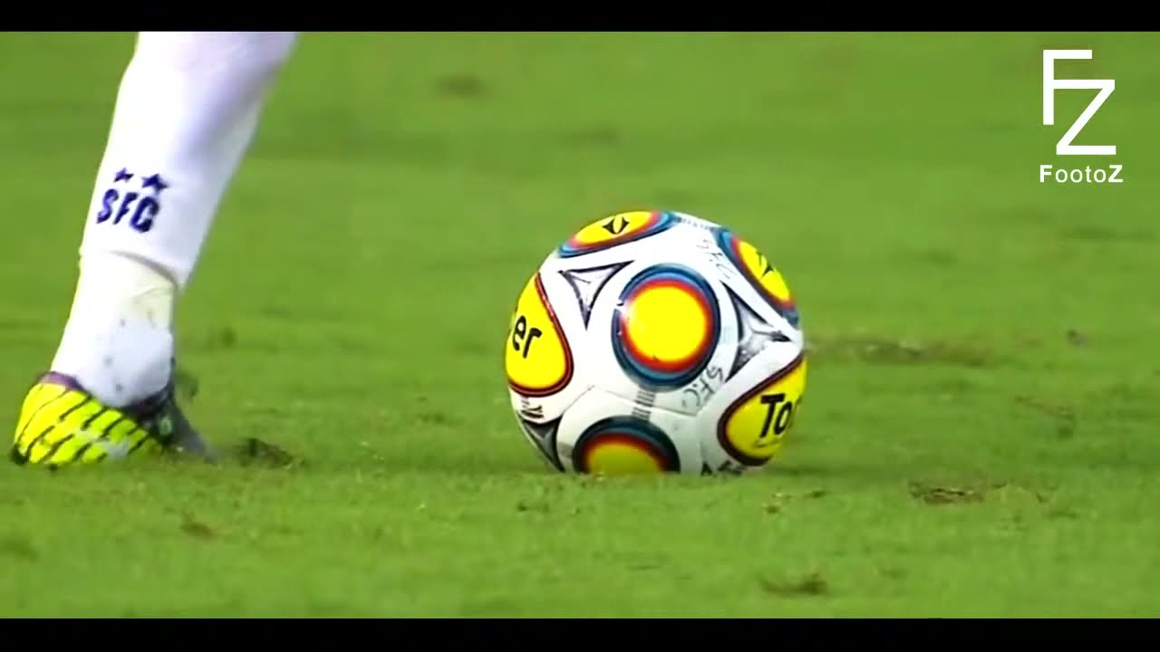 Football Circus ● Crazy Showboat Skills ● HD