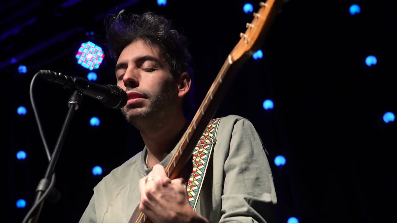 Leif Vollebekk - 'Rock and Roll' | The Summit FM Studio C Sessions