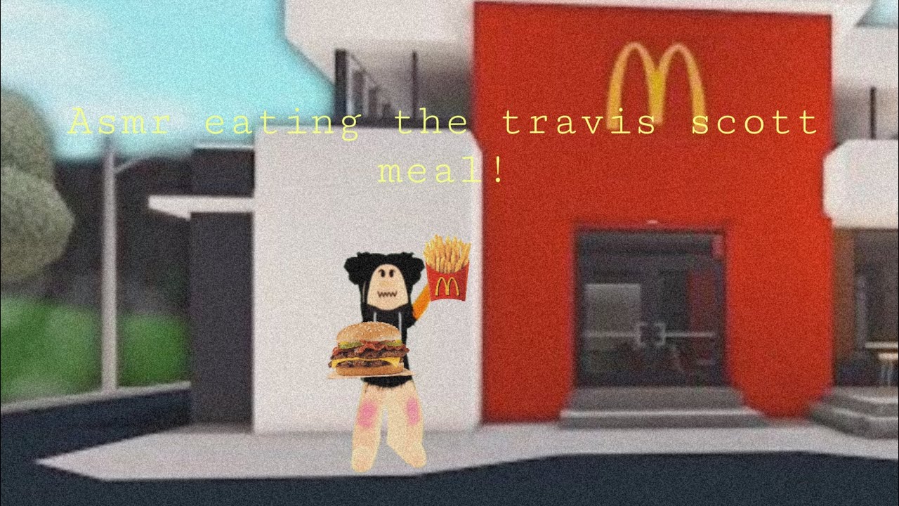 Asmr eating Travis Scott meal and piggy game play! Roblox eating sounds 🍃🍔🍟💛❤️