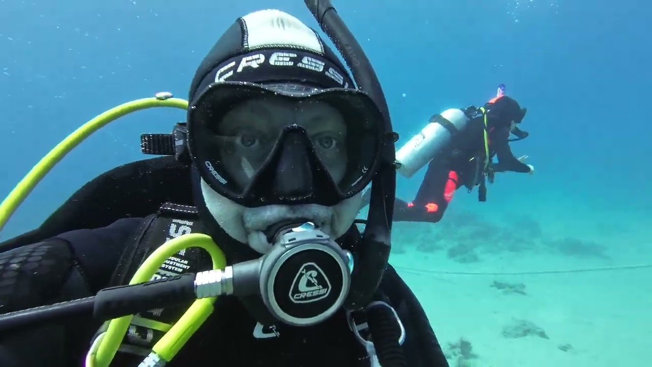 Super scuba day with Matt, happy kid 😃✌️