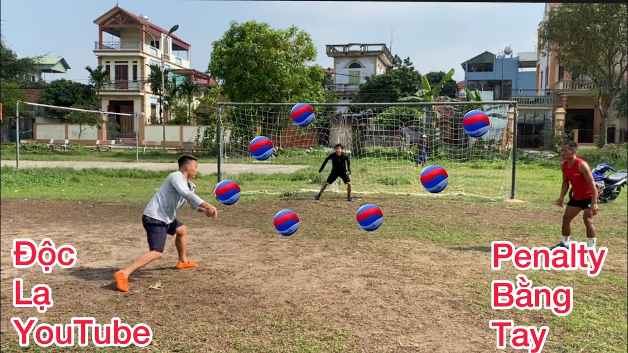 PHC/Thử Thách Đá Penalty Bằng Tay#phc #thuthachbongda #teamphd