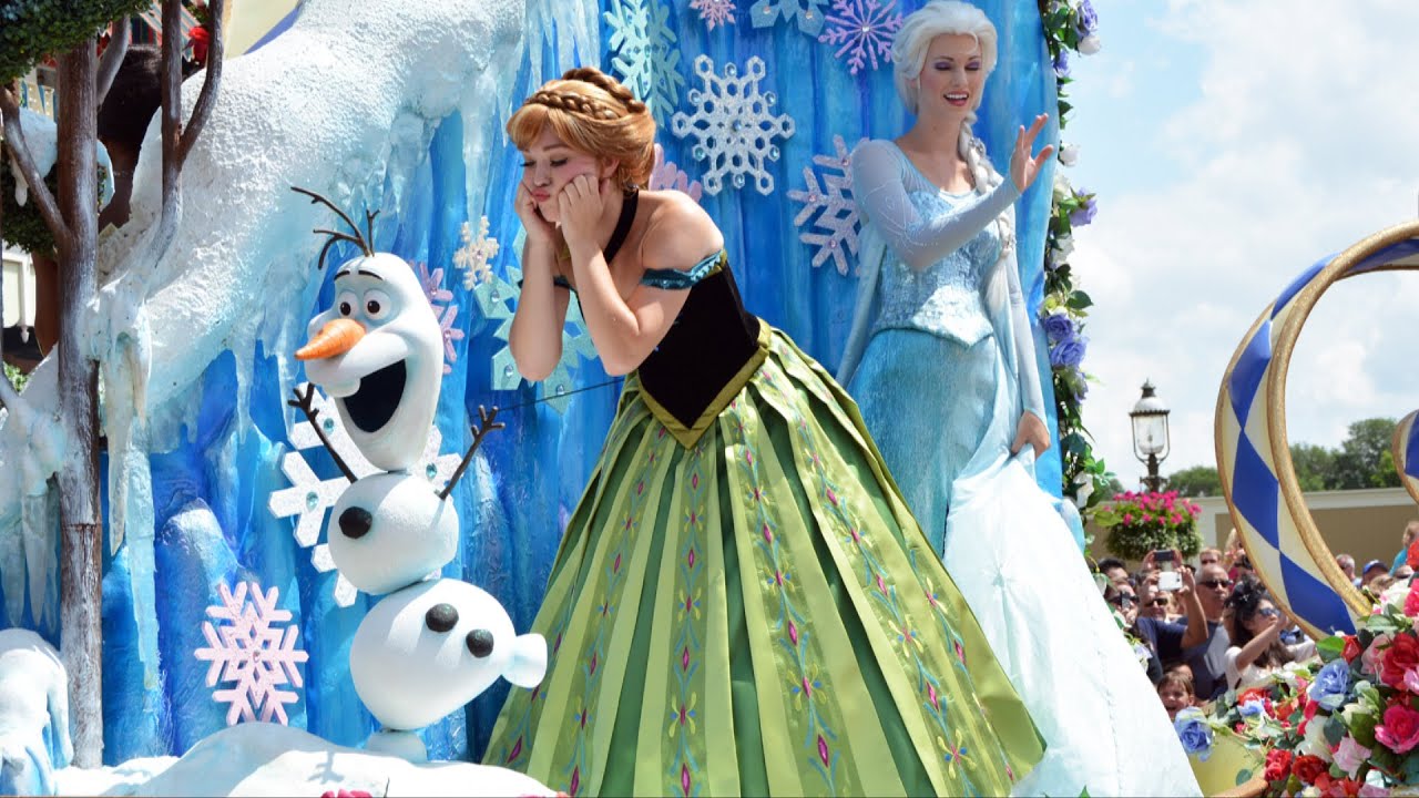 Disney Festival of Fantasy Parade 2015 with Rapunzel & Flynn, FROZEN Anna & Elsa, Mickey & Minnie