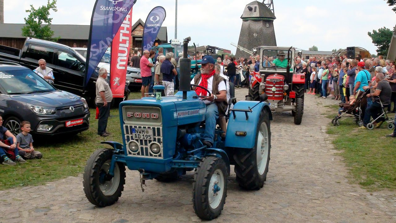 Agroneum Alt-Schwerin  22. Traktorentreffen - 13.8.2016