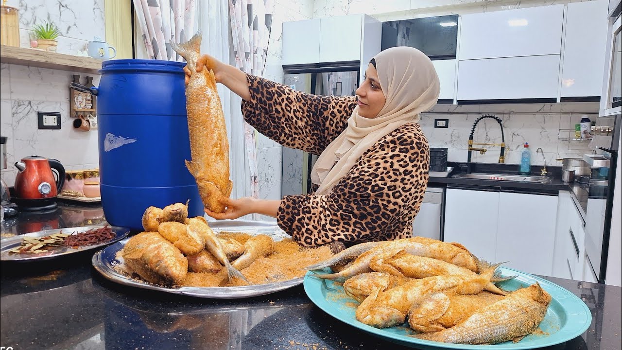 انا مش بتاعت فسيخ بس وقعت قدامى صفقه فسيخ قولت اجبهلكو 