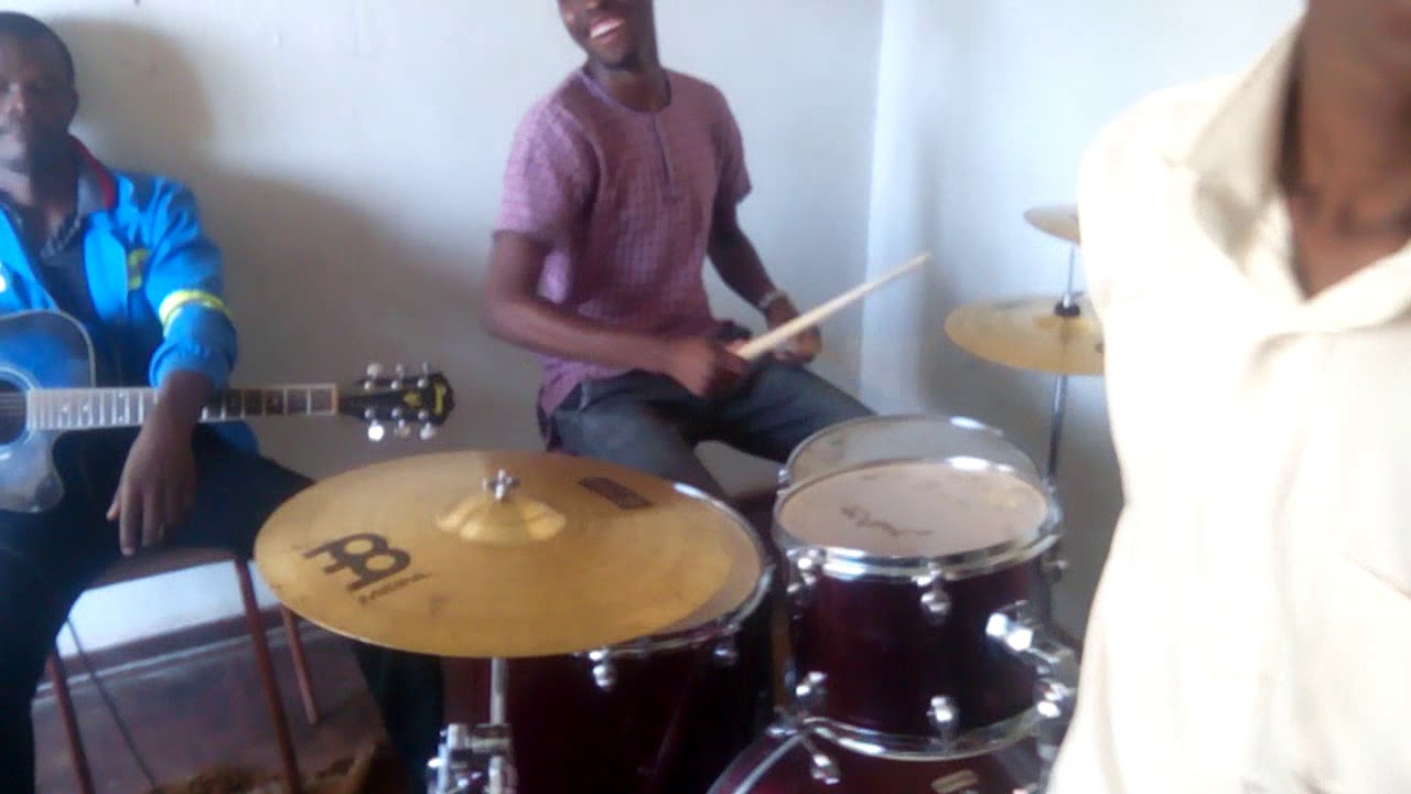 kwekwe poly band 2017 jah prayzer hoto