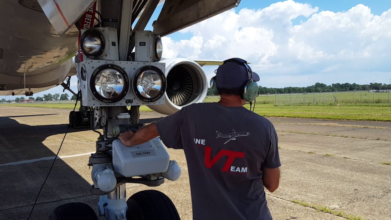 Boeing 757 Engine Run