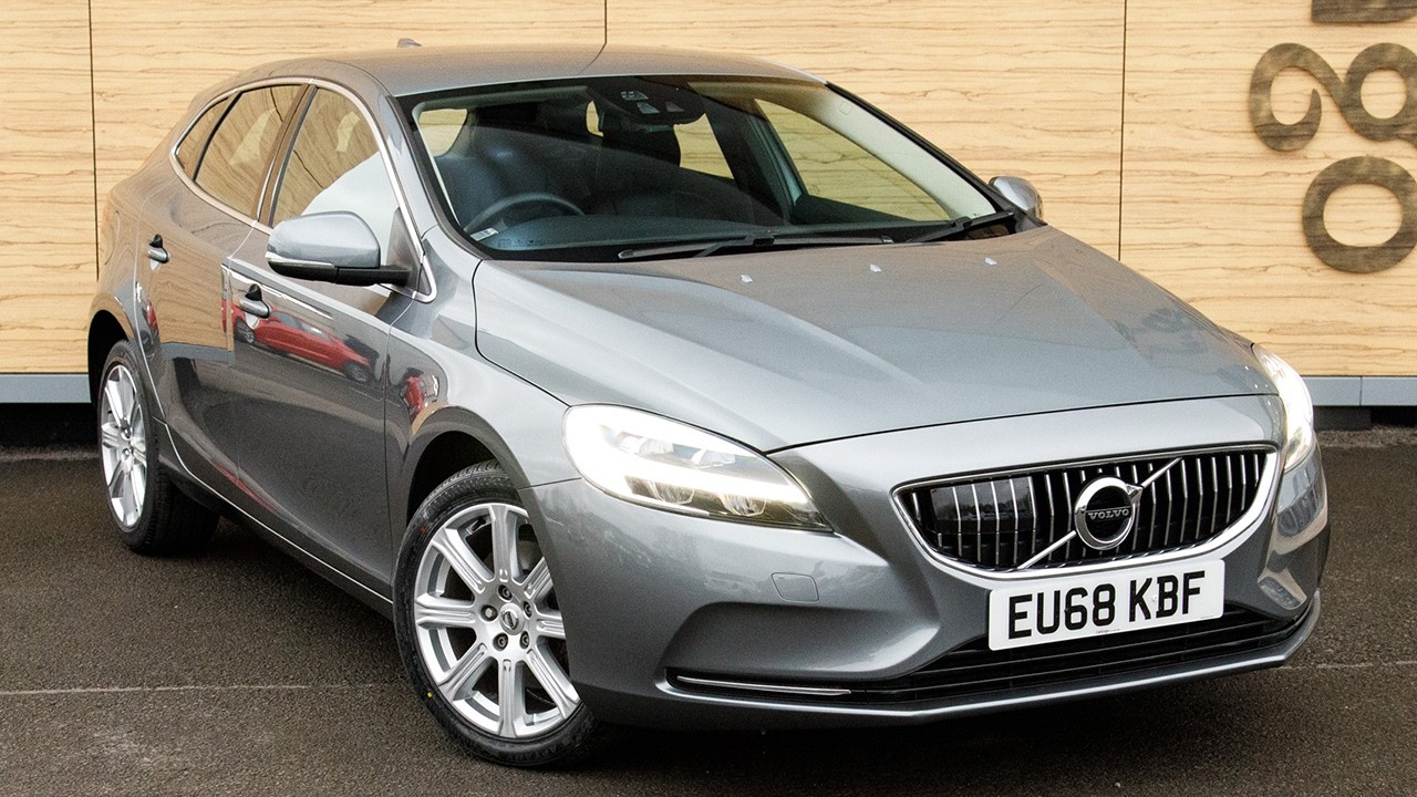 Volvo V40 T2 INSCRIPTION