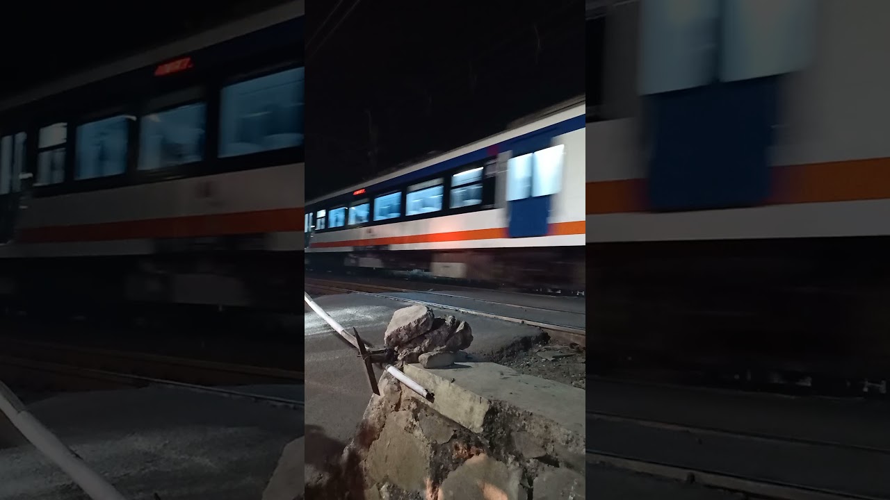 Sepur Lewat 2X || Kereta Api