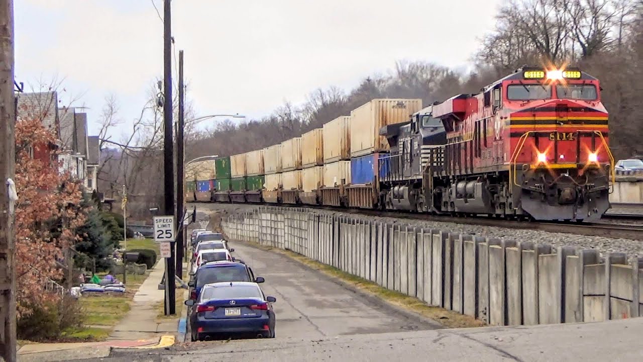 NS 8114 Leads Speedy Stacks Eastbound through Haysville, PA on the Fort Wayne Line - 1/26/2020