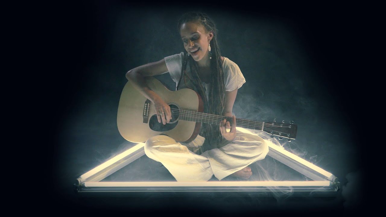 Kelissa - Keep My Head Up (Official Video)