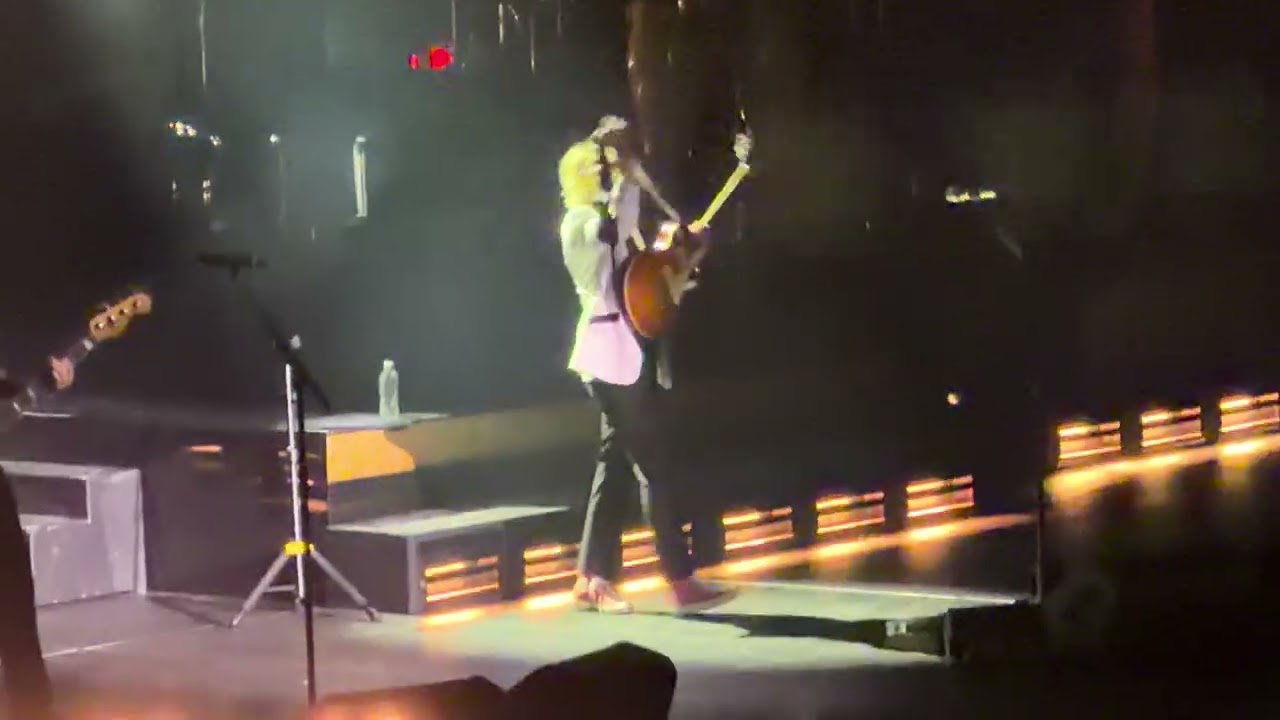 Brandi Carlile - 2/27/26 - Right on Time - Kia Forum; Inglewood, CA