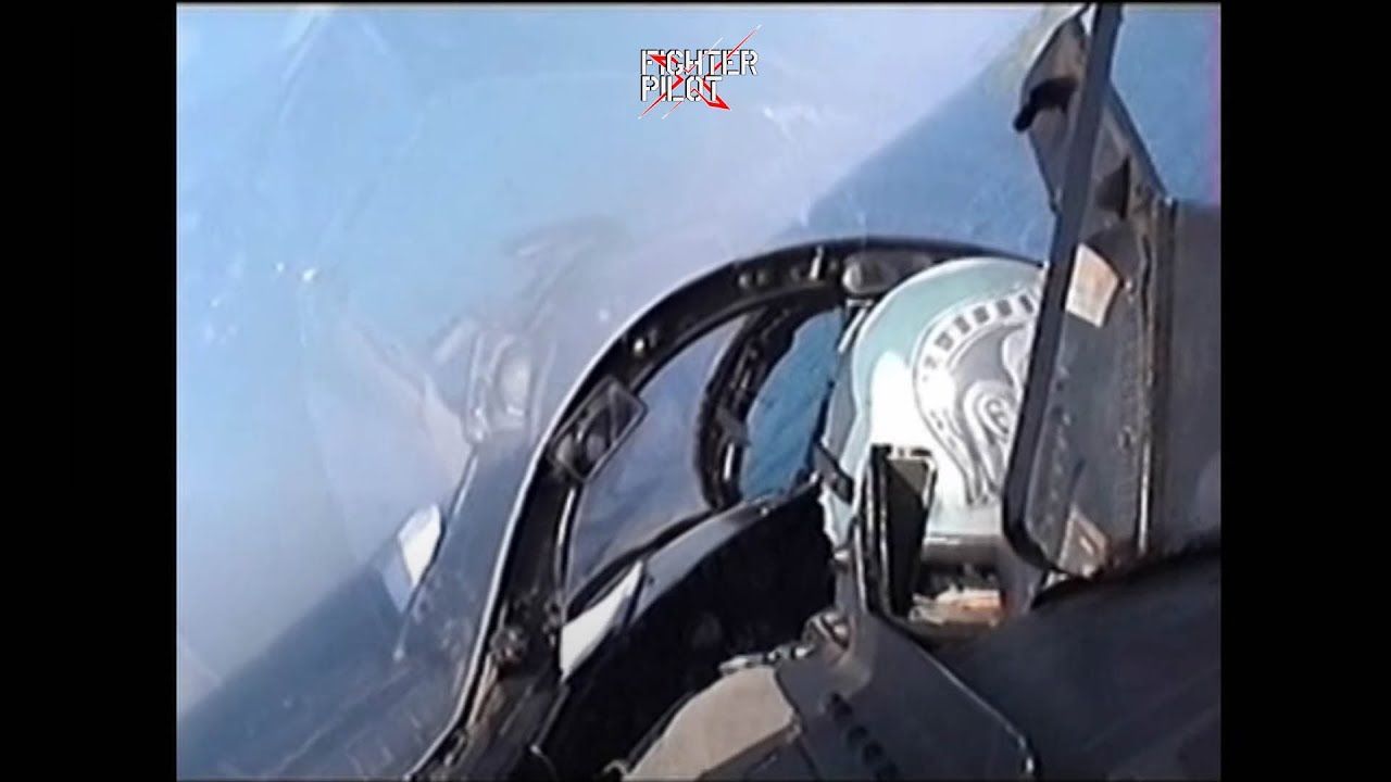 A-7H - 345MB, Χαμηλή πτήση από Σούδα
