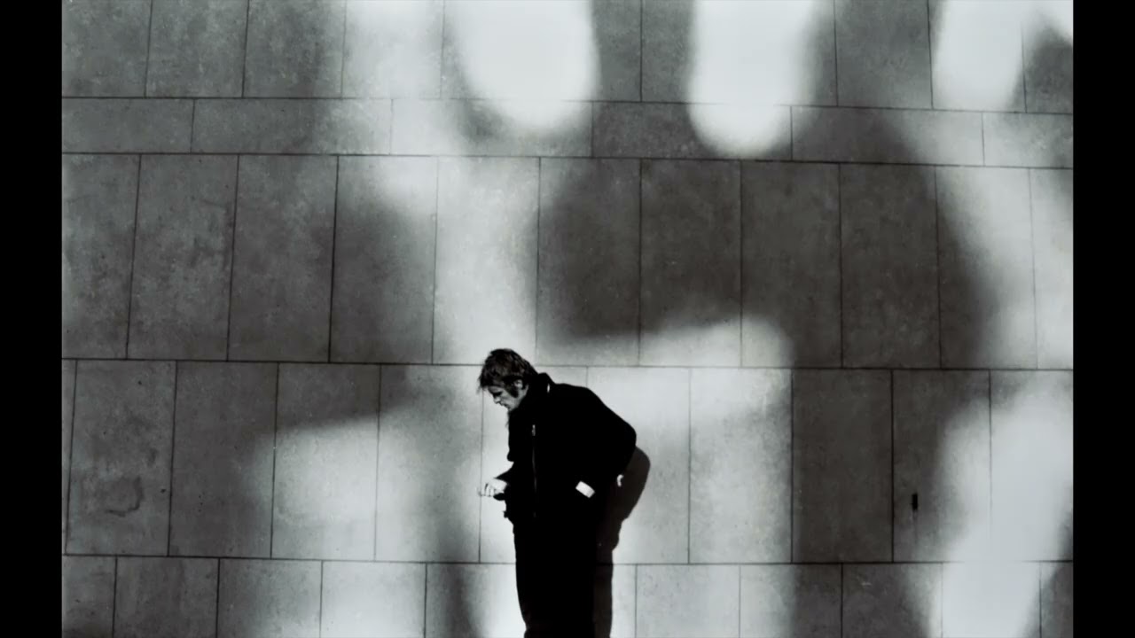 Ellroy - White Screen