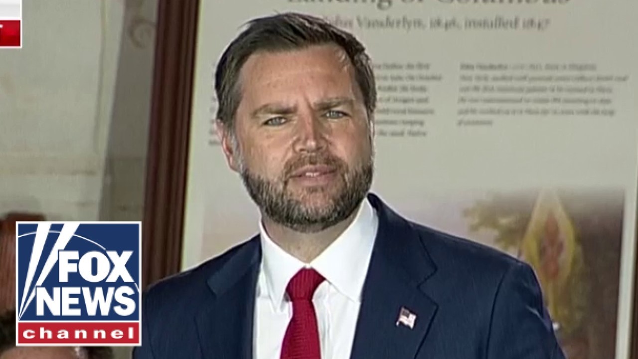 JD Vance delivers HEARTFELT tribute to Lindsey Graham